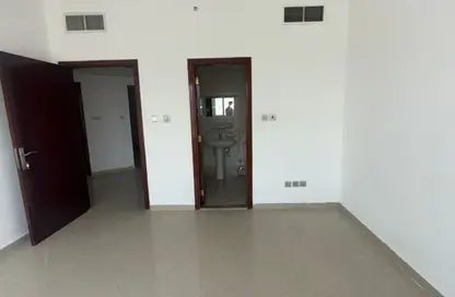 شقة - 3 غرف نوم - 3 حمامات للايجار في المجاز 2 - المجاز - الشارقة