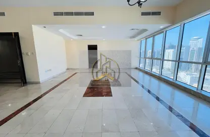 شقة - 3 غرف نوم - 4 حمامات للايجار في برج الإمارات - شارع حمدان - أبوظبي