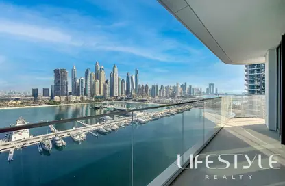 Apartment - 3 Bedrooms - 4 Bathrooms for rent in Palace Beach Residence - EMAAR Beachfront - Dubai Harbour - Dubai