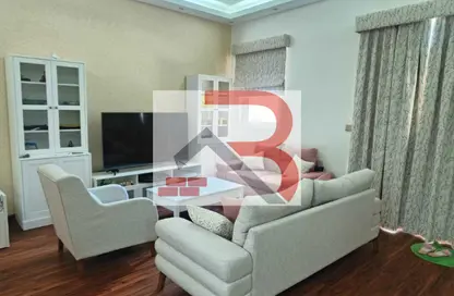 Apartment - 2 Bedrooms - 3 Bathrooms for sale in Shakespeare Circus 3 - Shakespeare Circus - Motor City - Dubai