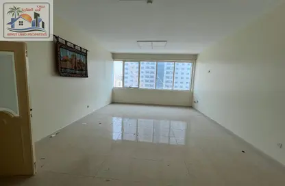 Apartment - 2 Bedrooms - 2 Bathrooms for rent in New Al Taawun Road - Al Taawun - Sharjah