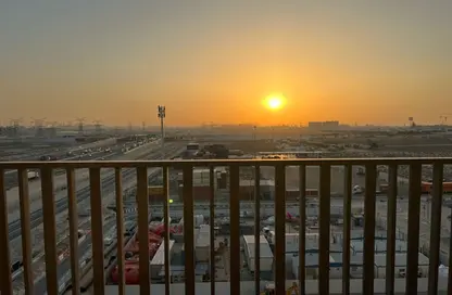 Apartment - 2 Bedrooms - 3 Bathrooms for rent in Azizi Amber - Al Furjan - Dubai