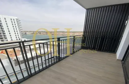 Balcony image for: Apartment - 1 Bathroom for sale in Waters Edge - Yas Island - Abu Dhabi, Image 1