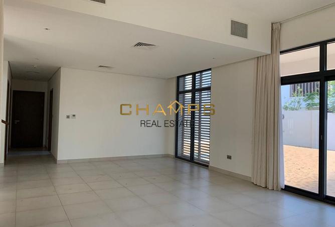 15321001 - Property Image 2
