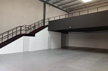 Warehouse - Studio - 2 Bathrooms for rent in Al Quoz Industrial Area 3 - Al Quoz Industrial Area - Al Quoz - Dubai
