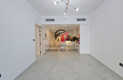 Apartment - 1 Bedroom - 2 Bathrooms for rent in Binghatti Avenue - Al Jaddaf - Dubai