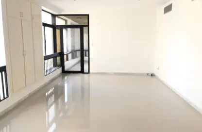 شقة - 3 غرف نوم - 3 حمامات للايجار في منطقة النادي السياحي - أبوظبي