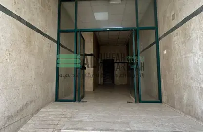 عمارة بالكامل - 4 غرف نوم - 4 حمامات للبيع في مجمع مويلح - تجارية مويلح - الشارقة