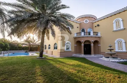 Villa - 5 Bedrooms - 6 Bathrooms for rent in Legacy - Jumeirah Park - Dubai