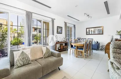 Townhouse - 2 Bedrooms - 4 Bathrooms for rent in Nakheel Townhouses - Jumeirah Village Circle - Dubai