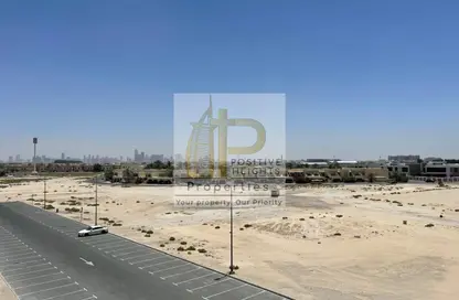 شقة - 2 غرف نوم - 3 حمامات للايجار في برج المراد - البرشاء 1 - البرشاء - دبي