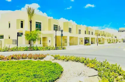 Townhouse - 3 Bedrooms - 4 Bathrooms for sale in Noor Townhouses - Town Square - Dubai