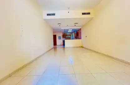 Apartment - 1 Bedroom - 2 Bathrooms for rent in Hessa Home Building - Oud Metha - Bur Dubai - Dubai