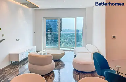 Living Room image for: Apartment - 1 Bedroom - 2 Bathrooms for sale in Damac Heights - Dubai Marina - Dubai, Image 1