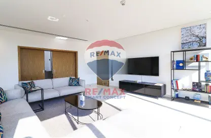 Villa - 5 Bedrooms - 6 Bathrooms for sale in West Yas - Yas Island - Abu Dhabi