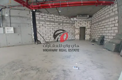 Shop - Studio for rent in La Zona Residence - Al Mamzar - Deira - Dubai
