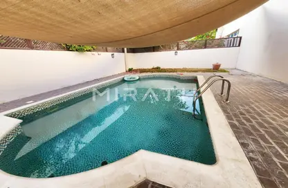 Pool image for: Villa - 5 Bedrooms - 5 Bathrooms for rent in Umm Suqeim 2 Villas - Umm Suqeim 2 - Umm Suqeim - Dubai, Image 1