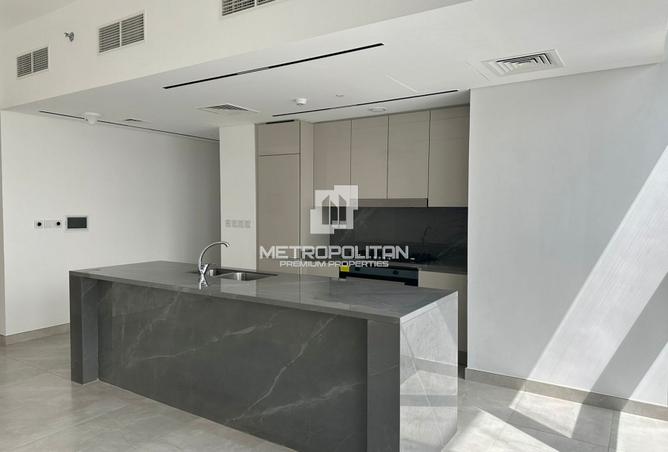 15240302 - Property Image 3