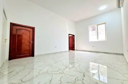 Apartment - 2 Bedrooms - 1 Bathroom for rent in Madinat Al Riyad - Abu Dhabi