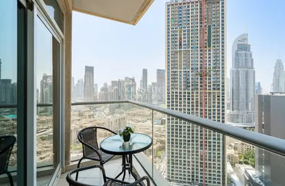 شقة - 2 غرف نوم - 2 حمامات للايجار في C برج فيوز - برج فيوز - دبي وسط المدينة - دبي