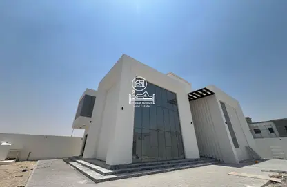 Villa - 6 Bedrooms - 7 Bathrooms for rent in Al Shamkha - Abu Dhabi