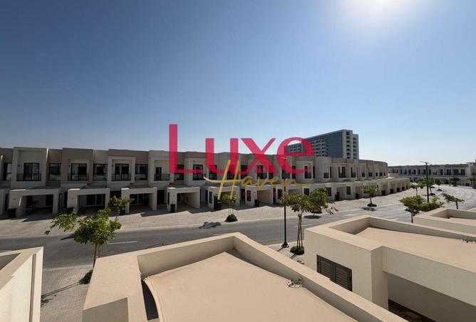 15632012 - Property Image 3