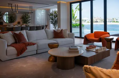Villa - 6 Bedrooms - 7 Bathrooms for rent in Garden Homes Frond C - Garden Homes - Palm Jumeirah - Dubai