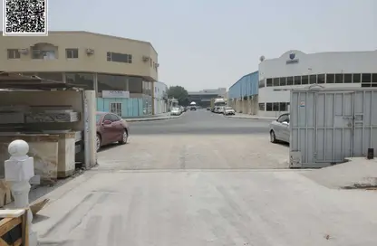 مستودع - استوديو - 2 حمامات للبيع في المنطقة الصناعية رقم 17 - المنطقة الصناعية بالشارقة - الشارقة