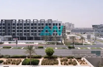 Apartment - 3 Bedrooms - 4 Bathrooms for sale in Al Nada 2 - Al Muneera - Al Raha Beach - Abu Dhabi