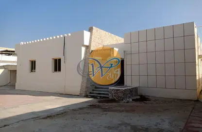 Villa - 3 Bedrooms - 4 Bathrooms for rent in Khuzam - Ras Al Khaimah