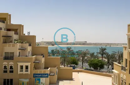 شقة - غرفة نوم - 1 حمام للايجار في كهرمان - باب البحر - جزيرة المرجان - رأس الخيمة
