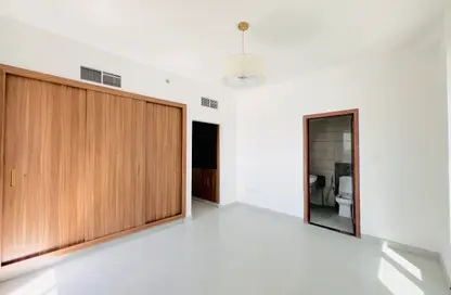 Apartment - 2 Bedrooms - 3 Bathrooms for rent in Al Mamzar Building - Al Mamzar - Deira - Dubai