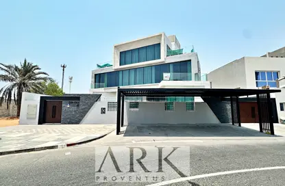 Villa - 5 Bedrooms - 7+ Bathrooms for sale in Umm Suqeim 1 - Umm Suqeim - Dubai