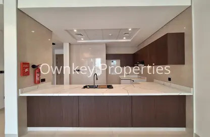Apartment - 1 Bedroom - 2 Bathrooms for rent in Al Manal La Rose - Jumeirah Village Circle - Dubai