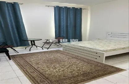 شقة - غرفة نوم - 2 حمامات للبيع في طراز إنجليزي - المدينة الدولية - دبي