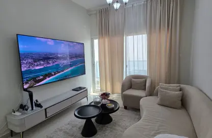 شقة - 2 غرف نوم - 2 حمامات للبيع في برج الجولف - مدينة الإمارات - عجمان