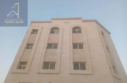 عمارة بالكامل - استوديو - 8 حمامات للبيع في تجارية مويلح - الشارقة