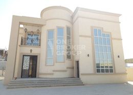 4 bedrooms Brand new villa ready to move in