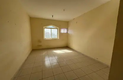 Empty Room image for: Apartment - 1 Bathroom for rent in Al Naimiya - Al Nuaimiya - Ajman, Image 1