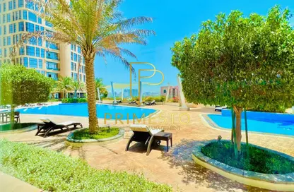 دوبلكس - 3 غرف نوم - 4 حمامات للايجار في يونايتد سكوير - الخالدية - أبوظبي