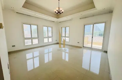 Villa - 4 Bedrooms - 4 Bathrooms for rent in Umm Suqeim 3 Villas - Umm Suqeim 3 - Umm Suqeim - Dubai