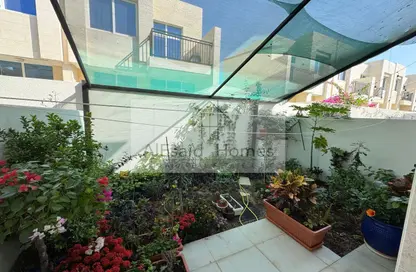 Townhouse - 3 Bedrooms - 3 Bathrooms for sale in Victoria 2 - Damac Hills 2 - Dubai