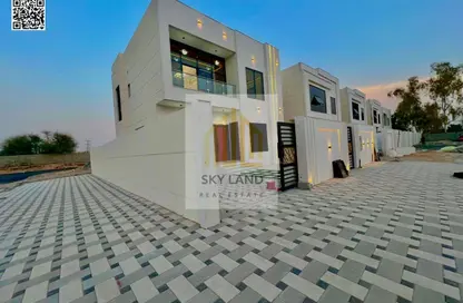 Villa - 3 Bedrooms - 5 Bathrooms for sale in Al Helio 2 - Al Helio - Ajman