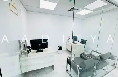 مكتب - استوديو - 1 حمام للايجار في فاطمه محمد احمد بن سليمان - الرفاعة - بر دبي - دبي