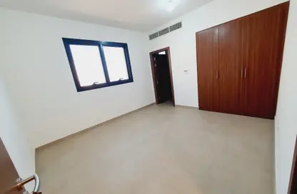 Apartment - 2 Bedrooms - 2 Bathrooms for rent in Shabiya 12 - Shabiya - Mussafah - Abu Dhabi