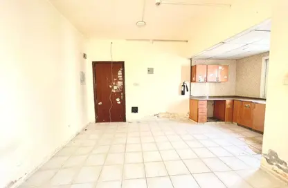 Apartment - Studio - 1 Bathroom for rent in Muwaileh 29 Building - Muwaileh - Sharjah