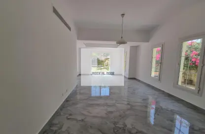 Townhouse - 3 Bedrooms - 4 Bathrooms for rent in Springs 2 - The Springs - Dubai