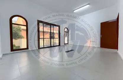 دوبلكس - 3 غرف نوم - 4 حمامات للايجار في الخالدية - أبوظبي