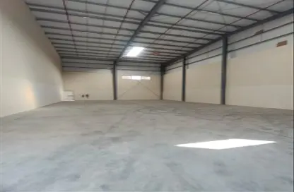 Warehouse - Studio - 1 Bathroom for rent in Umm Al Thuoob - Umm Al Quwain