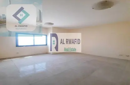 Apartment - 1 Bedroom - 2 Bathrooms for rent in Ajman Corniche Road - Ajman